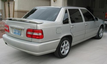 Спойлер крышки багажника Volvo S70 (1996-2000) фото
