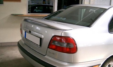 Спойлер крышки багажника Volvo S40 (1995-2003) фото