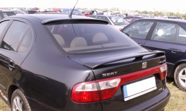 Спойлер на заднее стекло Seat Toledo 2 фото