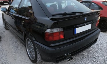 Спойлер кришки багажника BMW E36 Compact фото