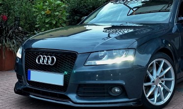 Накладка переднього бампера Audi A4 B8 фото