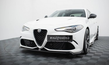 Нижний сплиттер (накладка) под передний бампер Alfa Romeo Giulia Quadrifoglio фото