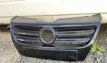 Решетка радиатора VW Passat B6 3C в стиле R-line под покраску фото