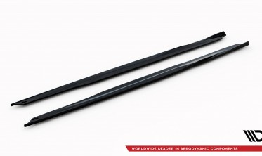 Бокові накладки (лістви) на пороги Toyota Corolla 12 Touring Sports GR Sport фото