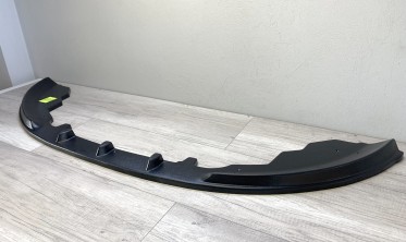 Тюнінговий дифузор переднього бампера Ford Fiesta MK7 фото