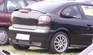 Спойлер кришки багажника Renault Megane 1 Coupe низький фото
