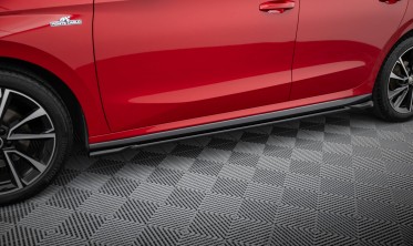 Нижние тюнинг накладки (листвы) на боковые пороги Skoda Fabia Monte Carlo Mk4 фото