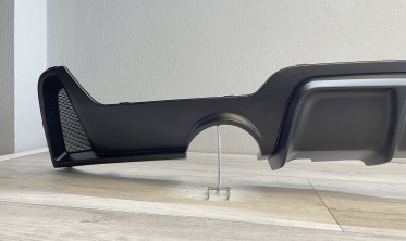 Диффузор на задний бампер BMW F32 / F36 М-Performance под одинарные насадки фото