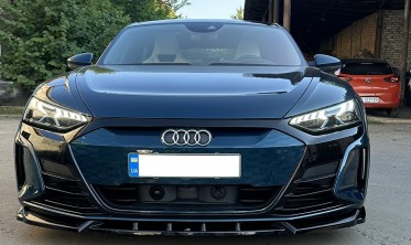 Тюнинговая накладка на передний бампер Audi e-Tron GT / RS GT Mk1 вер. 1 фото