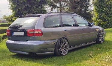 Накладка на задній бампер Volvo S40 / V40 дорестайлінг фото