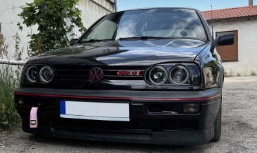 Воздухозаборники в бампер при поворотах VW Golf 3 фото