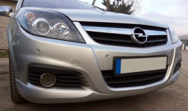 Накладка переднего бампера Opel Vectra C FL / Signum рестайлинг фото