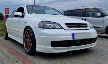 Накладка переднего бампера Opel Astra G стиль OPC фото