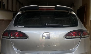 Спойлер крышки багажника Seat Leon II рестайлинг фото