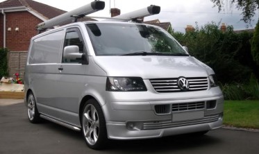 Накладка на передній бампер VW T5 Transporter у стилі OEM фото