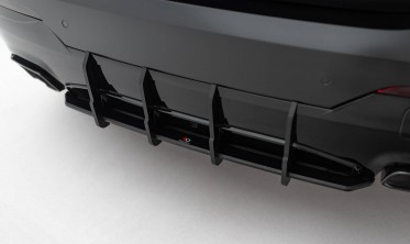 Центральная накладка Street Pro на задний бампер BMW 4 M440i G22 / G23 фото
