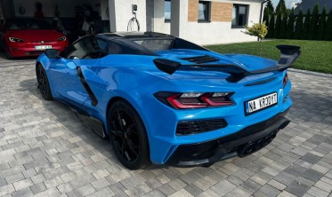 Спойлер крышки багажника Chevrolet Corvette (2020-...) Dry Carbon фото