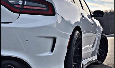 Дифузори порогів Dodge Charger (2015-2021) версія srt глянець фото