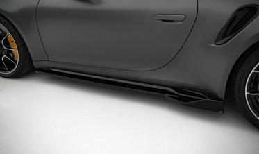Тюнінг накладки (лістви) під бокові пороги Porsche 911 Turbo S Sport Package 992 фото