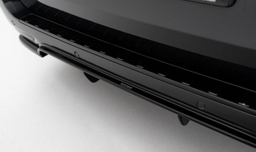 Центральна накладка заднього бампера Mercedes V-Class W447 рестайл AMG-Line фото