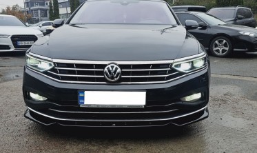 Диффузор на передний бампер Volkswagen Passat B8 FL фото