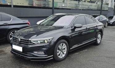 Боковые накладки на пороги VW Passat B8 рестайл фото