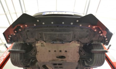 Диффузор + боковые накладки на передний бампер Street Pro Ford Mustang GT Mk7 фото