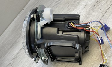 Фара передня Depo чорна Mercedes W461 / W463 на запчастини фото