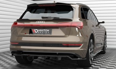 Нижній тюнінговий кап спойлер на кришку багажника Audi e-Tron  фото