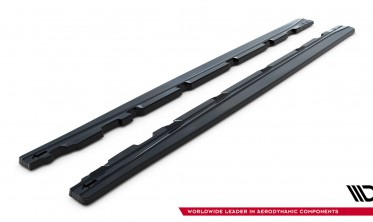 Накладки на боковые пороги Ford Focus MK4 ST / ST-Line  фото