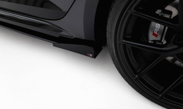 Комплект накладок Street Pro под боковые пороги Audi RS5 Sportback F5 фото