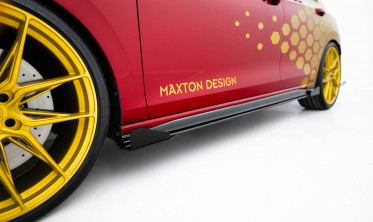 Нижние диффузоры с накладками Street Pro на пороги VW Golf GTI Clubsport Mk8 рестайл фото