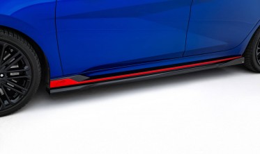 Тюнинг накладки (листвы) на боковые пороги Hyundai Elantra N Mk7 фото