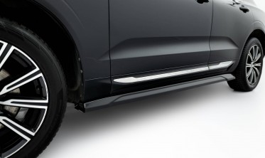 Тюнинг накладки (листвы) на боковые пороги Volvo XC60 MK2 Maxton design фото