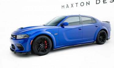 Нижние накладки (листвы) на боковые пороги Dodge Charger RT Scat Pack Widebody Mk3 рестайл фото