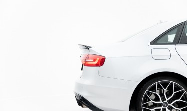 Тюнинговый 3D спойлер на крышку багажника Audi S4 B8 Sedan 2012-2015 фото
