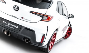 Боковые тюнинг накладки (елерони) на задний бампер Toyota Corolla Mk12 GR вар. 2 фото