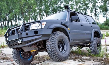Защитная дуга для силового бампера NISSAN PATROL Y61 фото