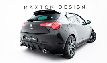 Накладка на спойлер багажника Alfa Romeo Giulietta фото