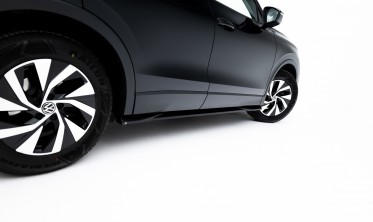 Нижні тюнінг накладки (дифузори) на бокові пороги VW Tiguan Mk3 фото