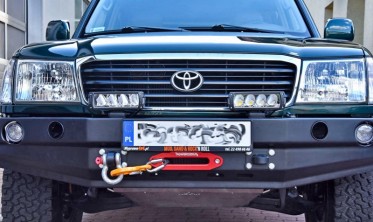 Силовой передний бампер Toyota Land Cruiser J100, 105 дорестайл фото