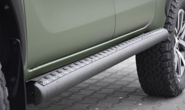 Пороги  Toyota Hilux (2016-...) фото