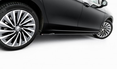 Тюнинг накладки на пороги Skoda Superb Mk4 вар. 1 фото