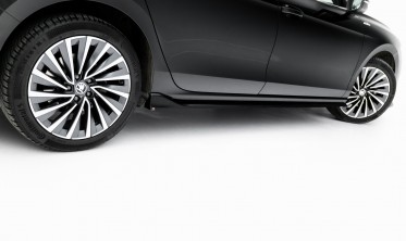 Тюнинг диффузори (листвы) под пороги Skoda Superb Mk4 вар. 2 фото