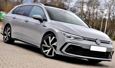 Накладки на пороги GTI / R-line style VW Golf 8 універсал фото
