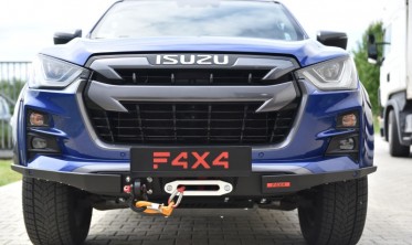 Силовой передний бампер Isuzu D-max (2019-...) slim фото