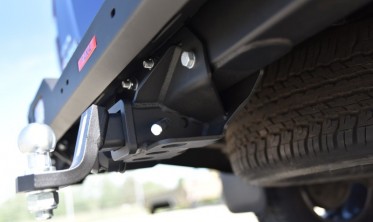 Силовий задній бампер Isuzu D-max (2019-...) з led стопами фото