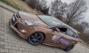 Боковые накладки на пороги Ford Focus MK3 в стиле ST фото