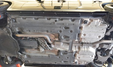 Тюнинг листвы под пороги Alfa Romeo Stelvio Mk1 тюнинг обвес Maxton вер. 2 фото