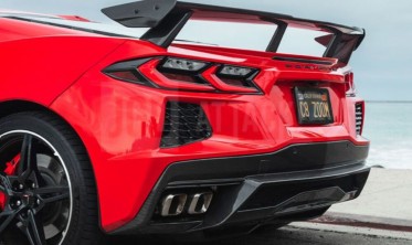 Спойлер крышки багажника Chevrolet Corvette (2020-...) Carbon фото